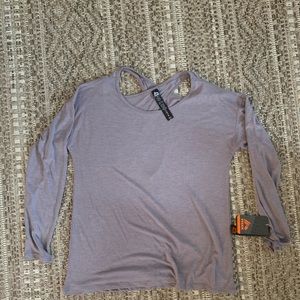 NWT key hold back workout top